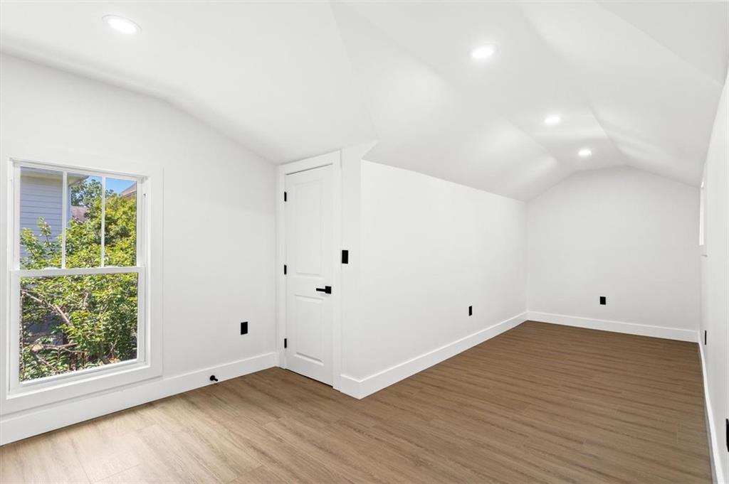 525 MEDLOCK Road