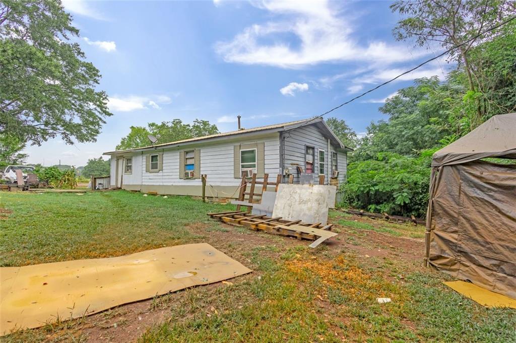 37 CARRUTH Road