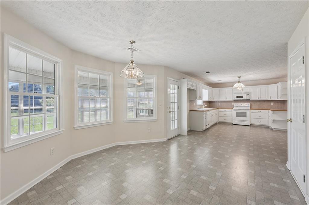 246 Queens Cemetery Road