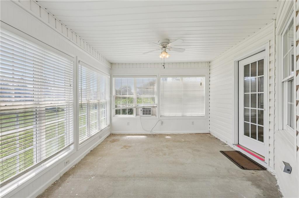 246 Queens Cemetery Road