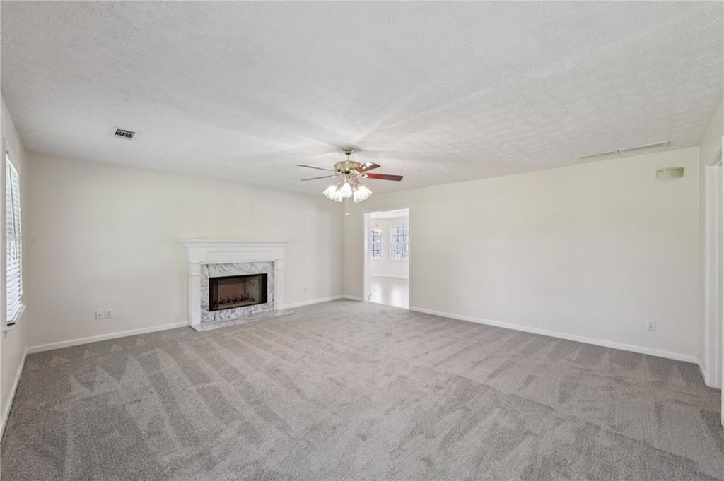 246 Queens Cemetery Road