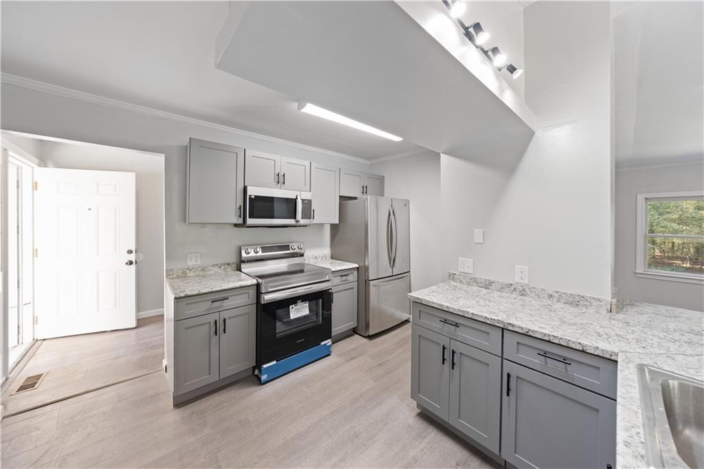 667 Alcovy forest Drive