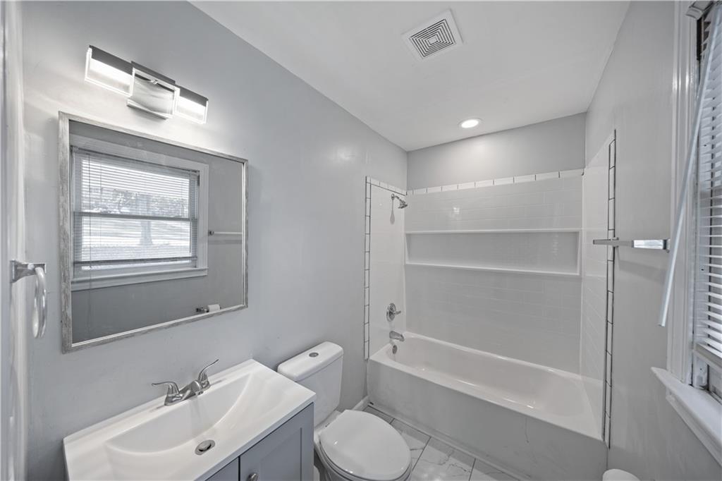 667 Alcovy forest Drive