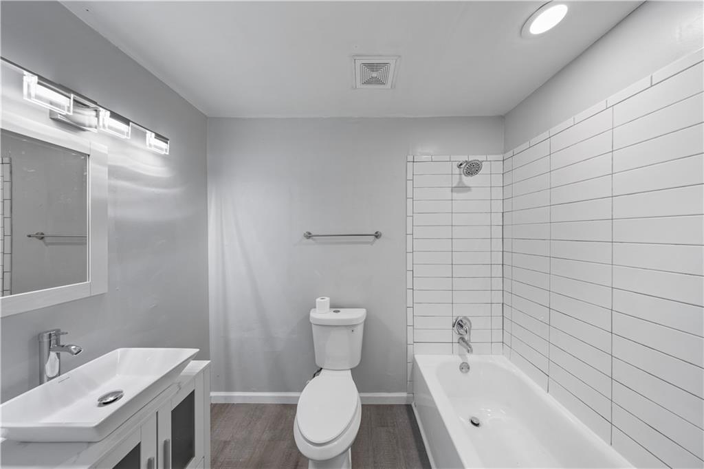 667 Alcovy forest Drive