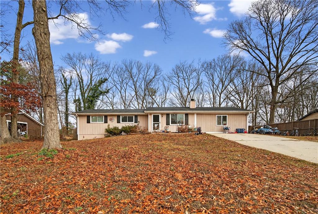 5720 Bob White Lane