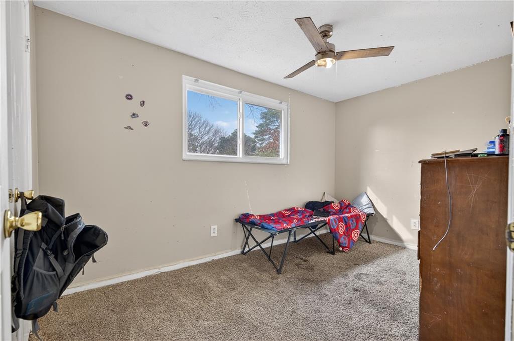 5720 Bob White Lane