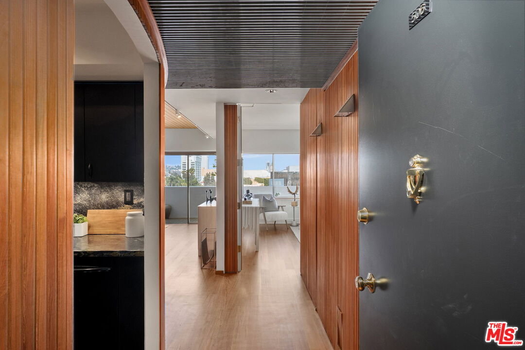 7135 Hollywood Blvd Unit: 506