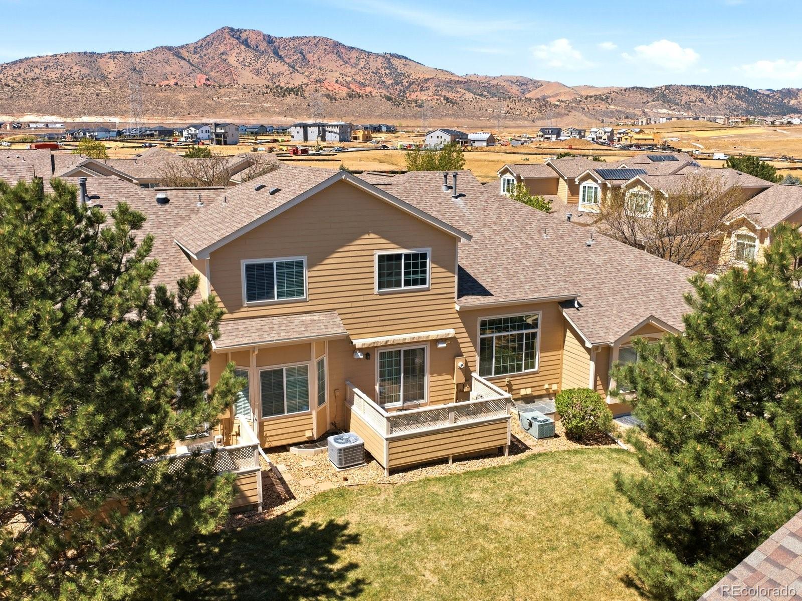 3223 S Indiana Street