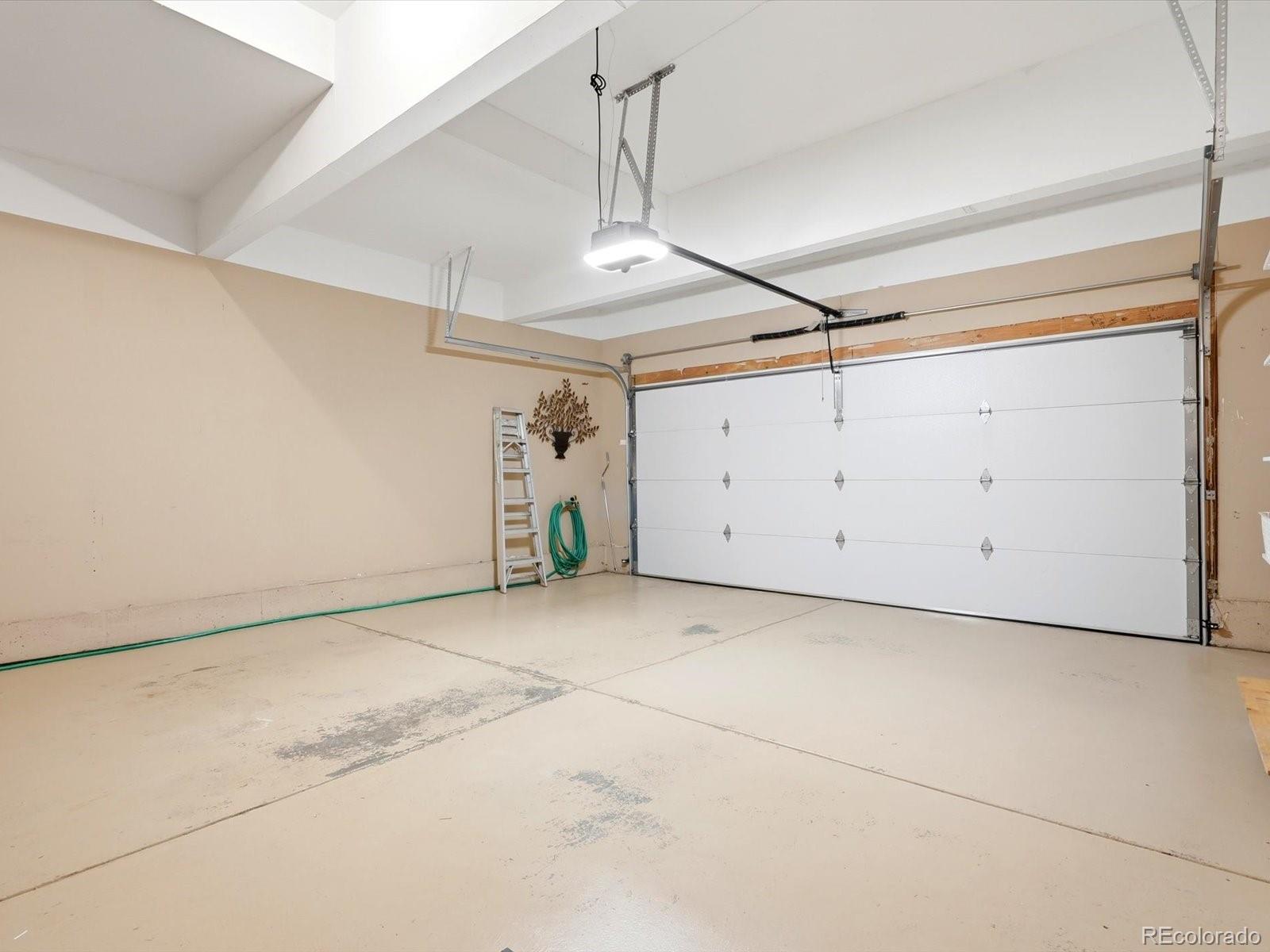 3223 S Indiana Street