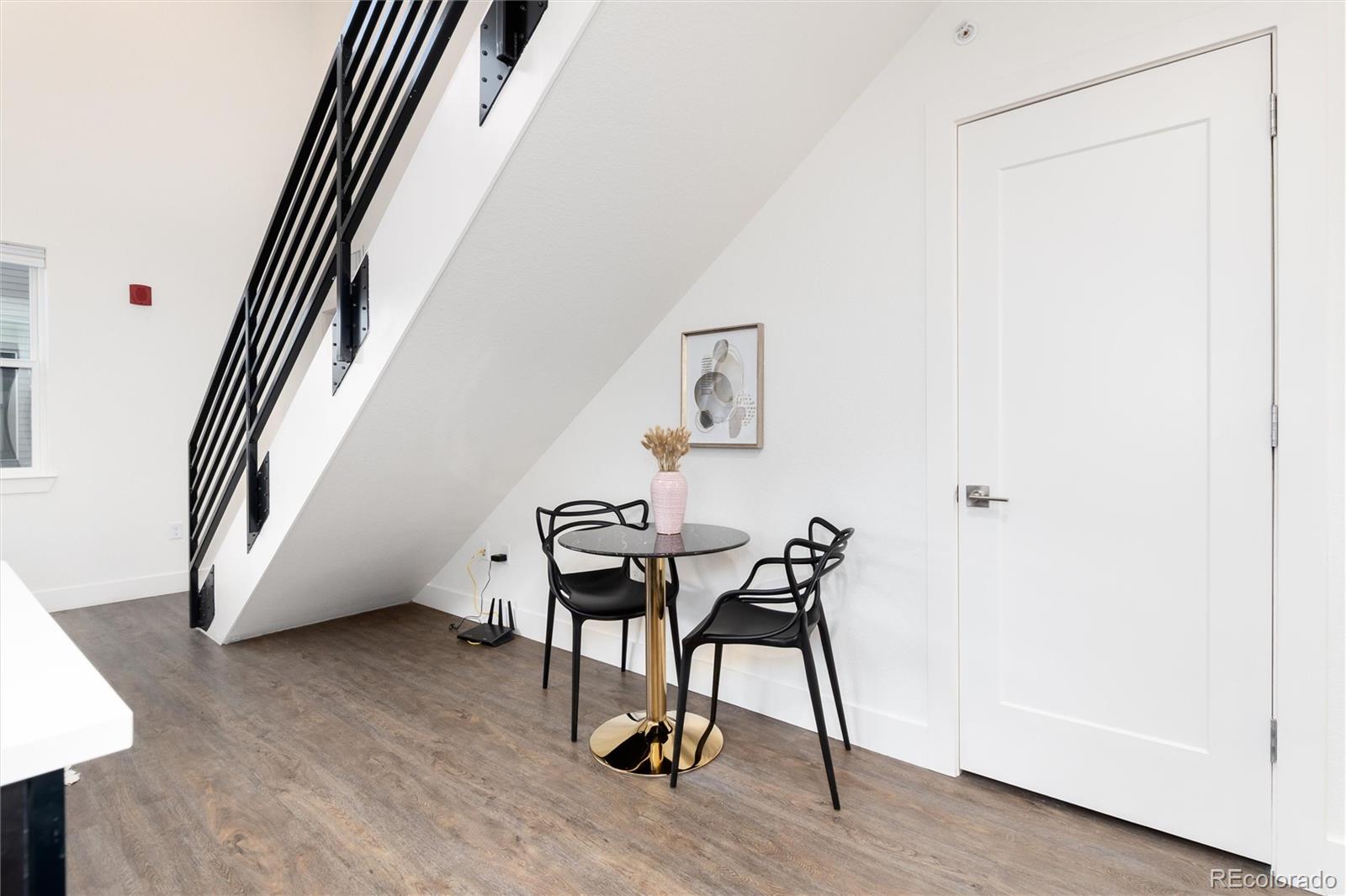 431 E Bayaud Avenue Unit: R314