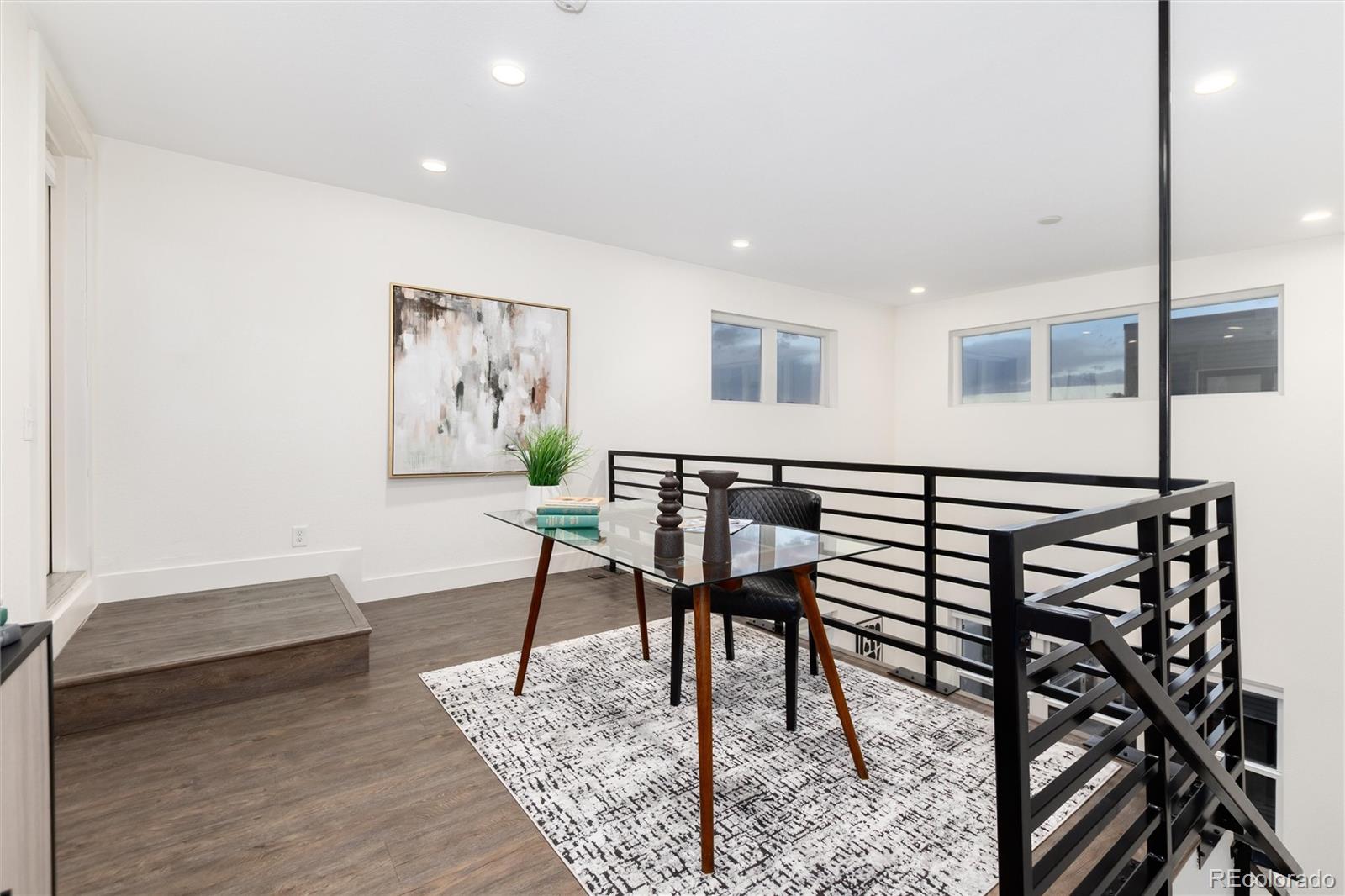 431 E Bayaud Avenue Unit: R314