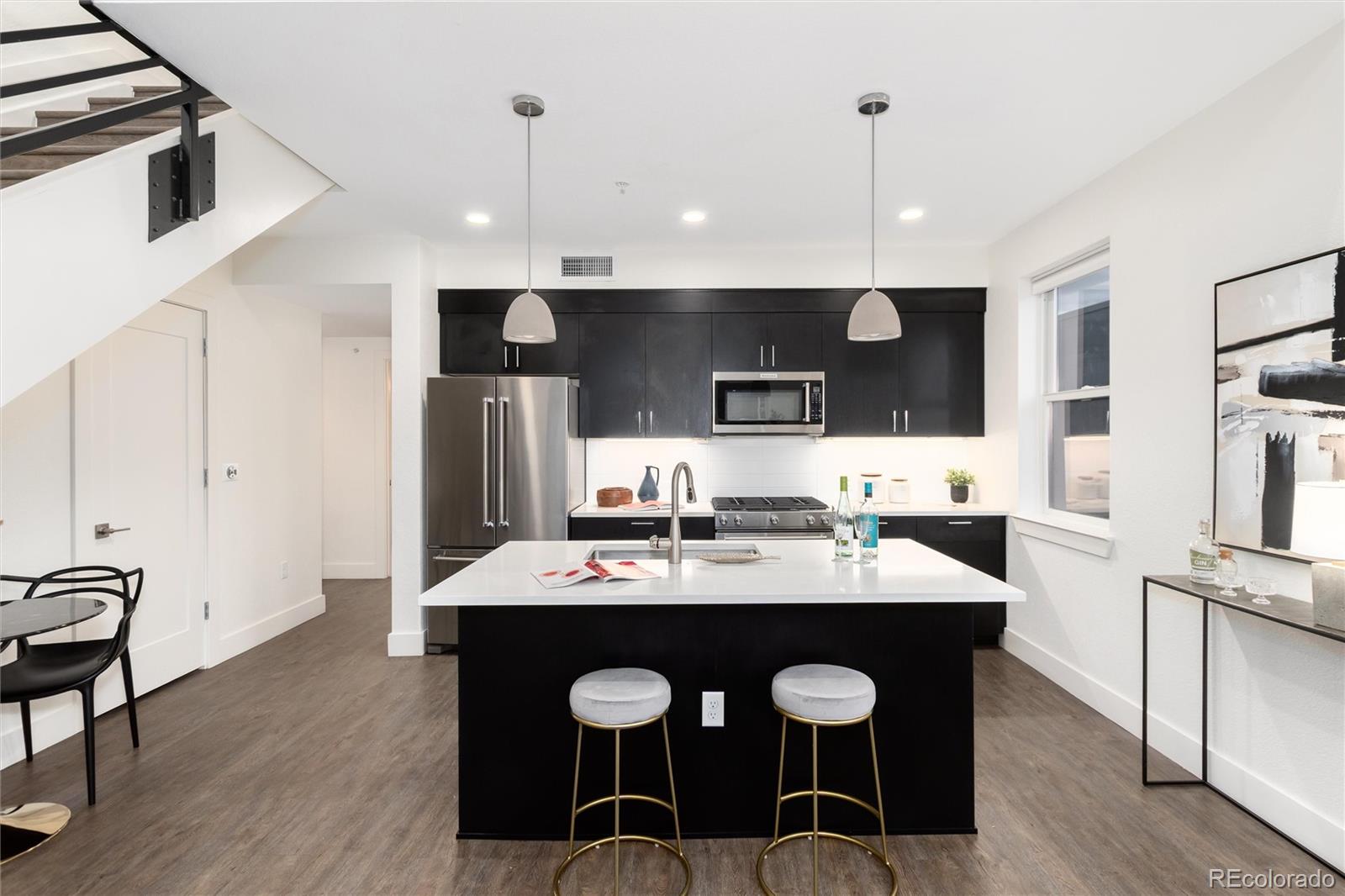 431 E Bayaud Avenue Unit: R314