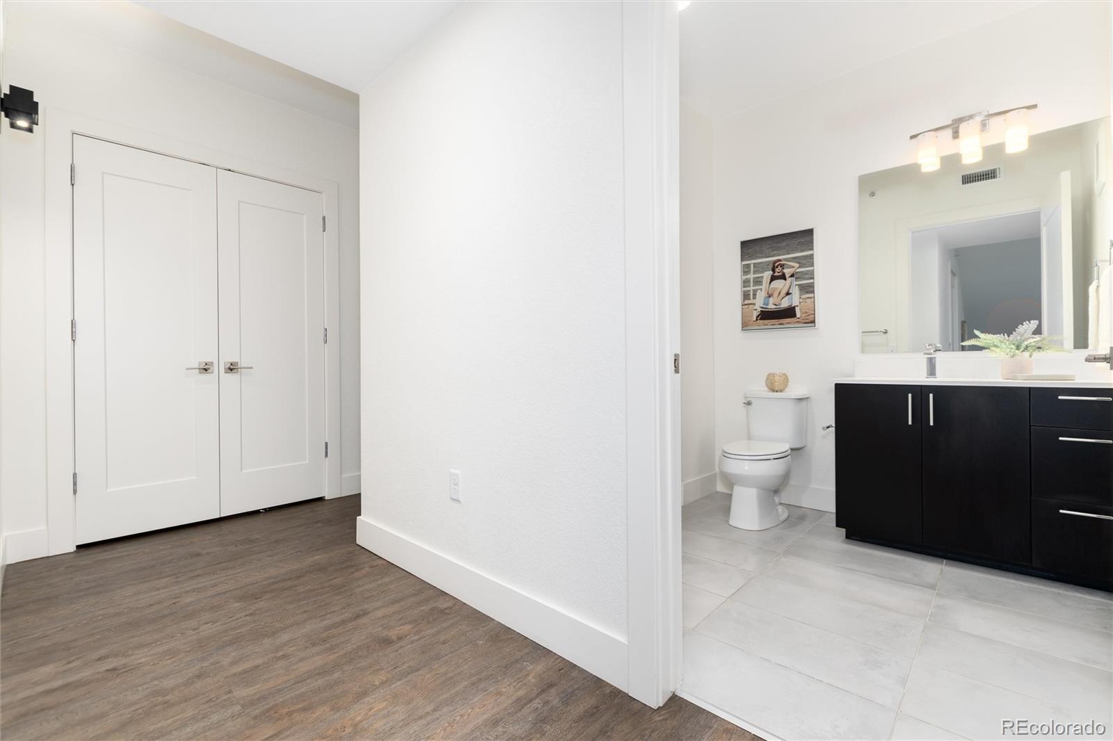 431 E Bayaud Avenue Unit: R314