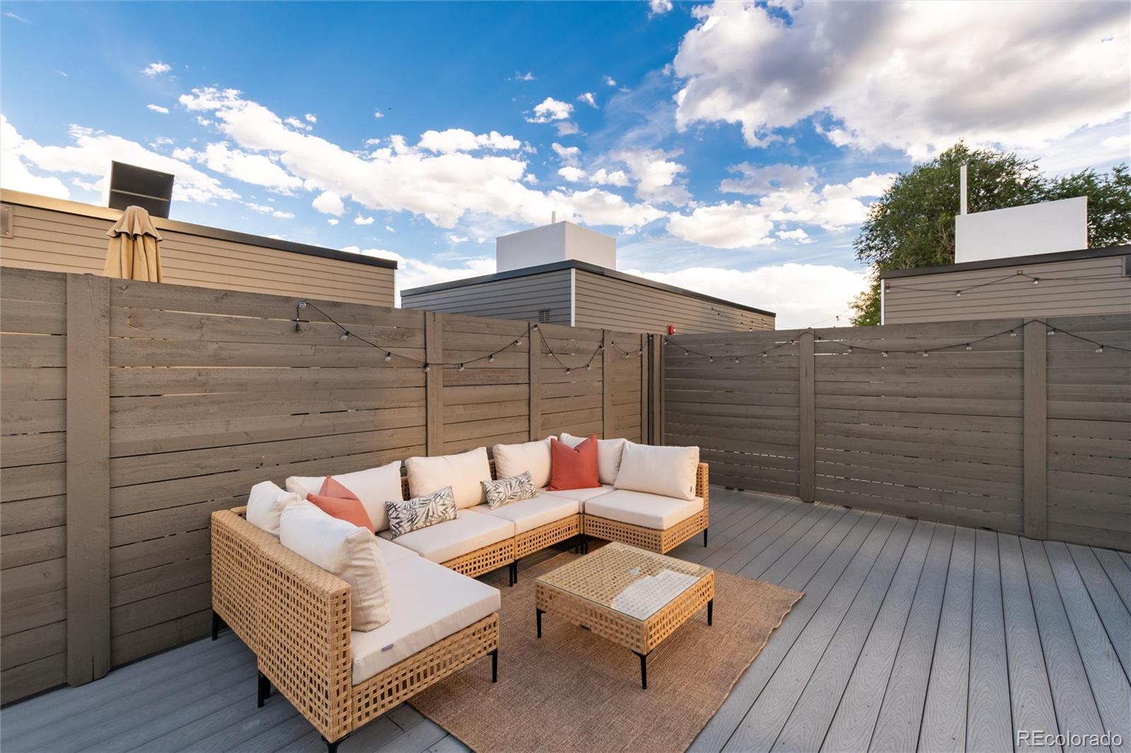 431 E Bayaud Avenue Unit: R314