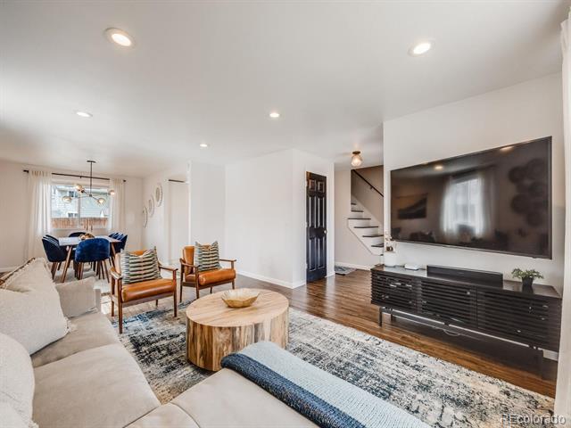 6853 Urban Street