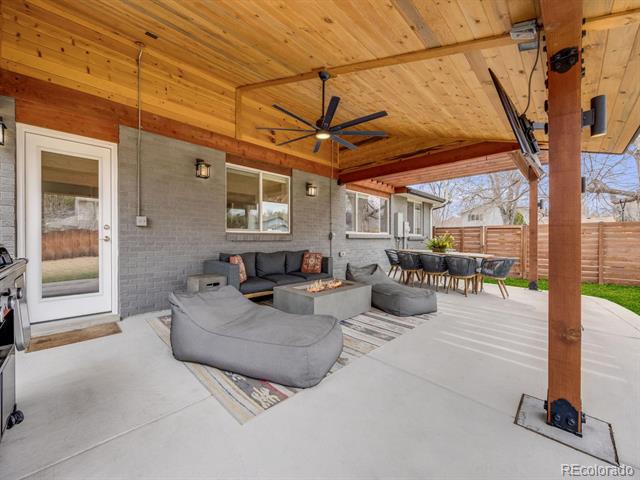 6853 Urban Street