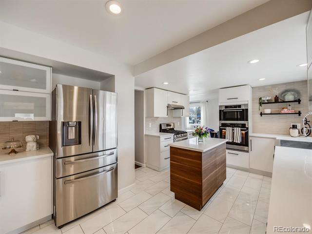 6853 Urban Street