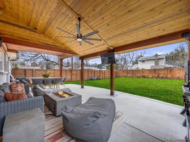 6853 Urban Street
