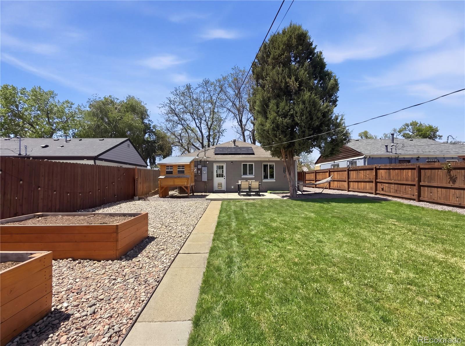 3250 Dexter Street