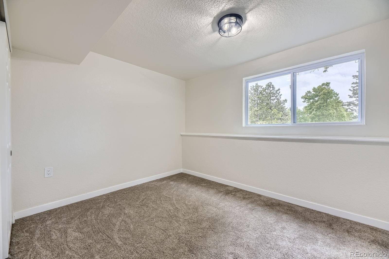 7325 Taft Court