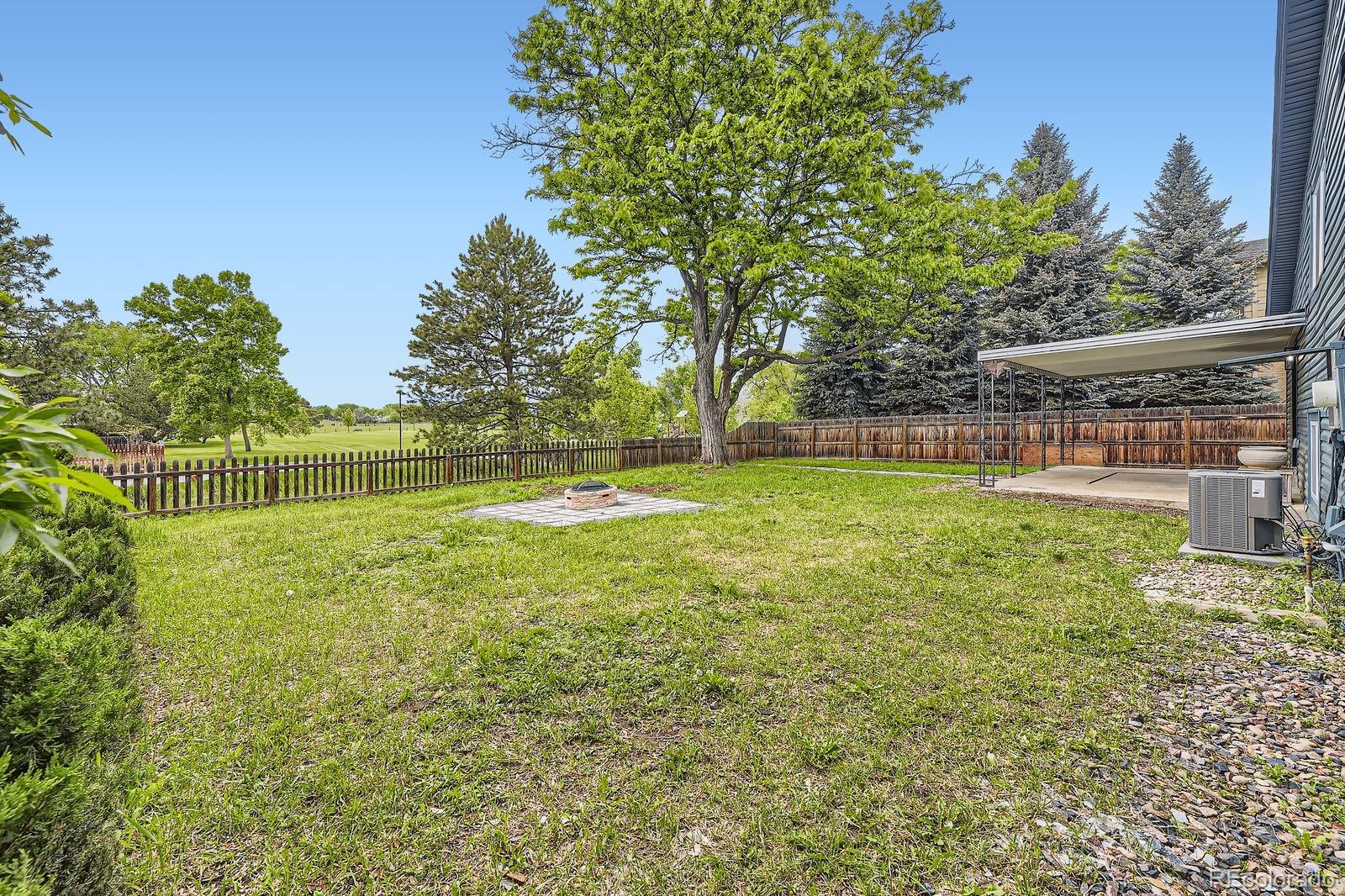 7325 Taft Court