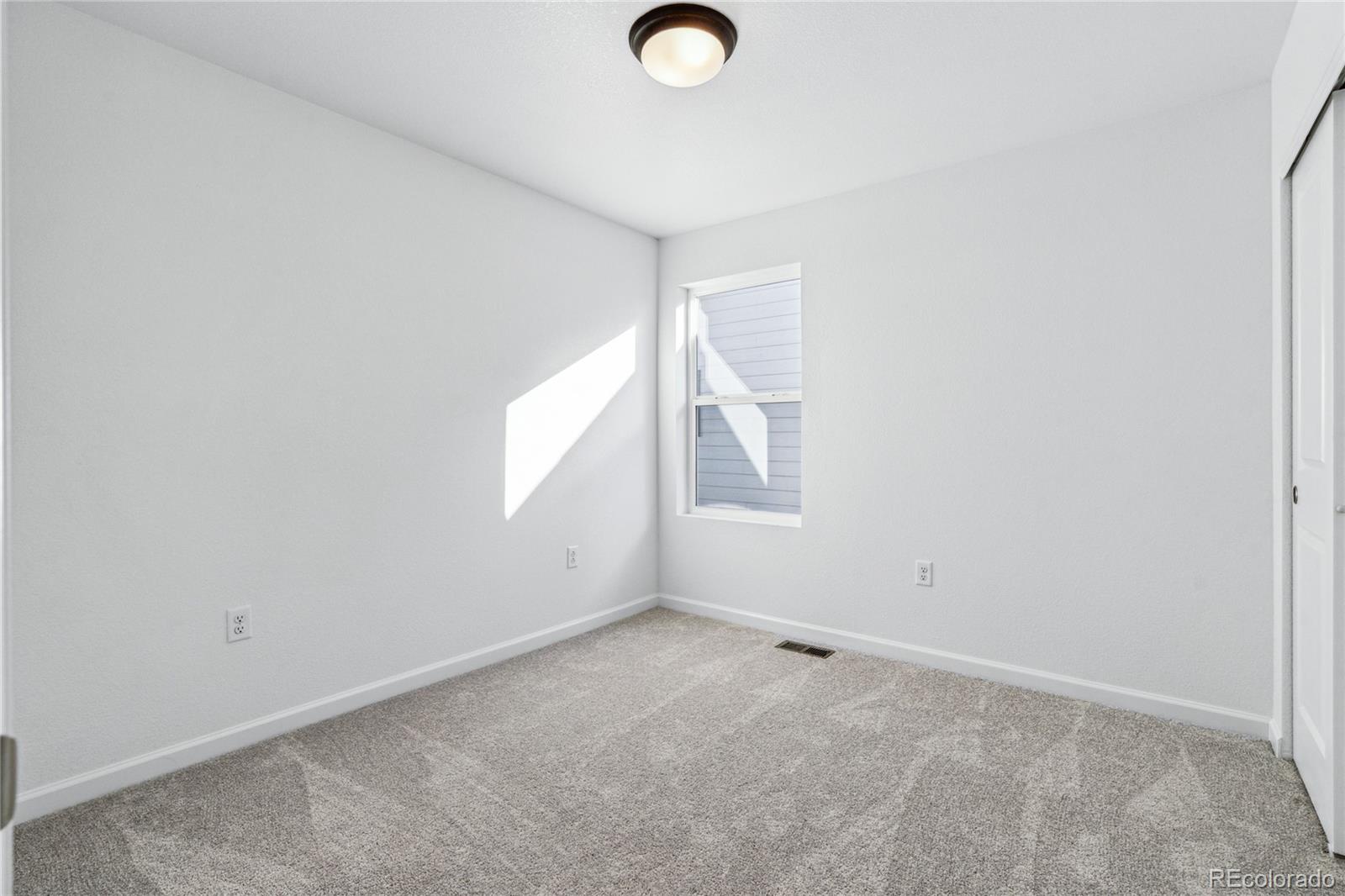 1217 Prospect Aly