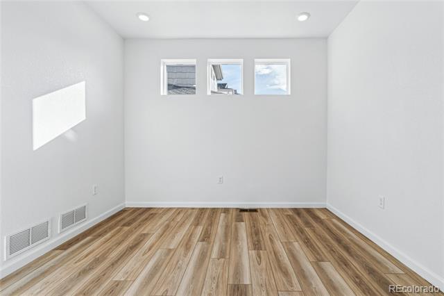 1217 Prospect Aly