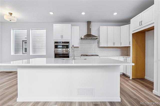 1217 Prospect Aly