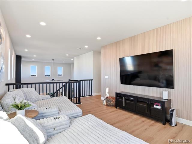 9392 Joyce Way