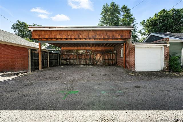 554 S Logan Street