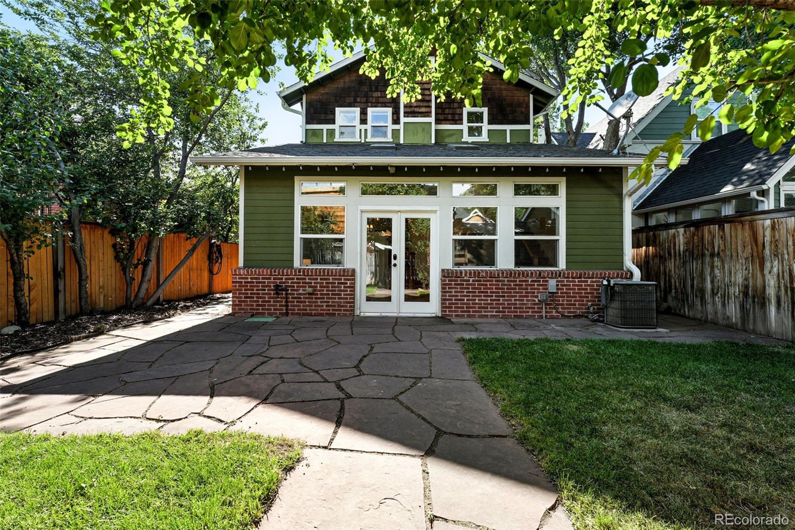 554 S Logan Street