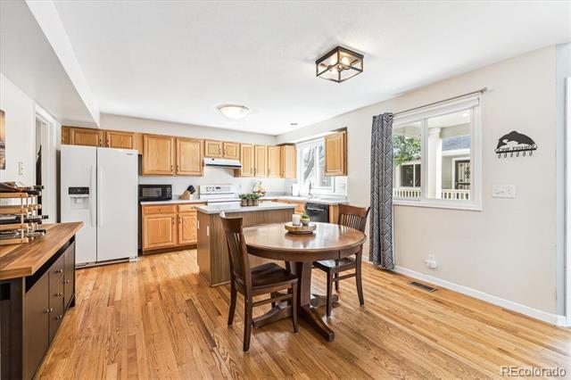 4825 S Ammons Street Unit: 122