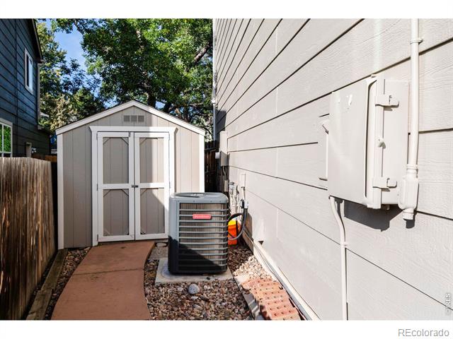 8449 Urban Court