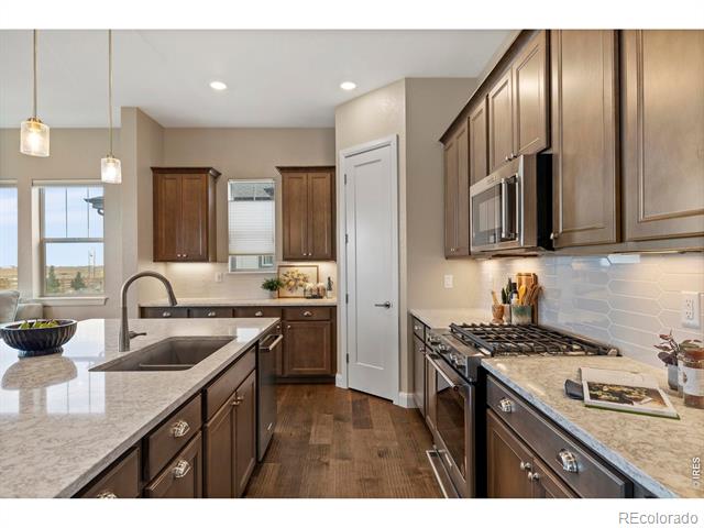 965 Quarry Circle