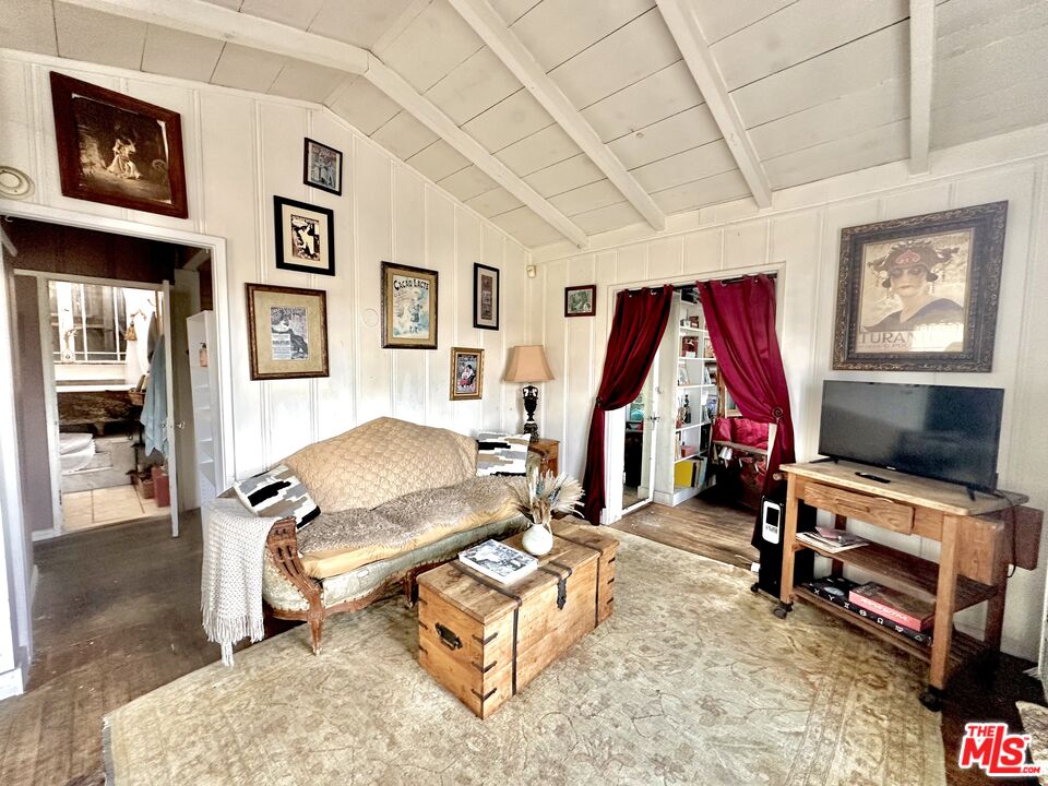 2376 Loma Vista Pl