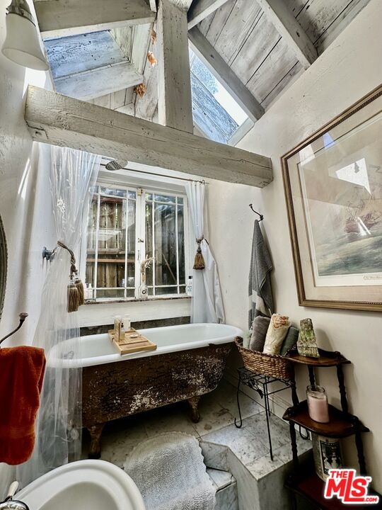 2376 Loma Vista Pl