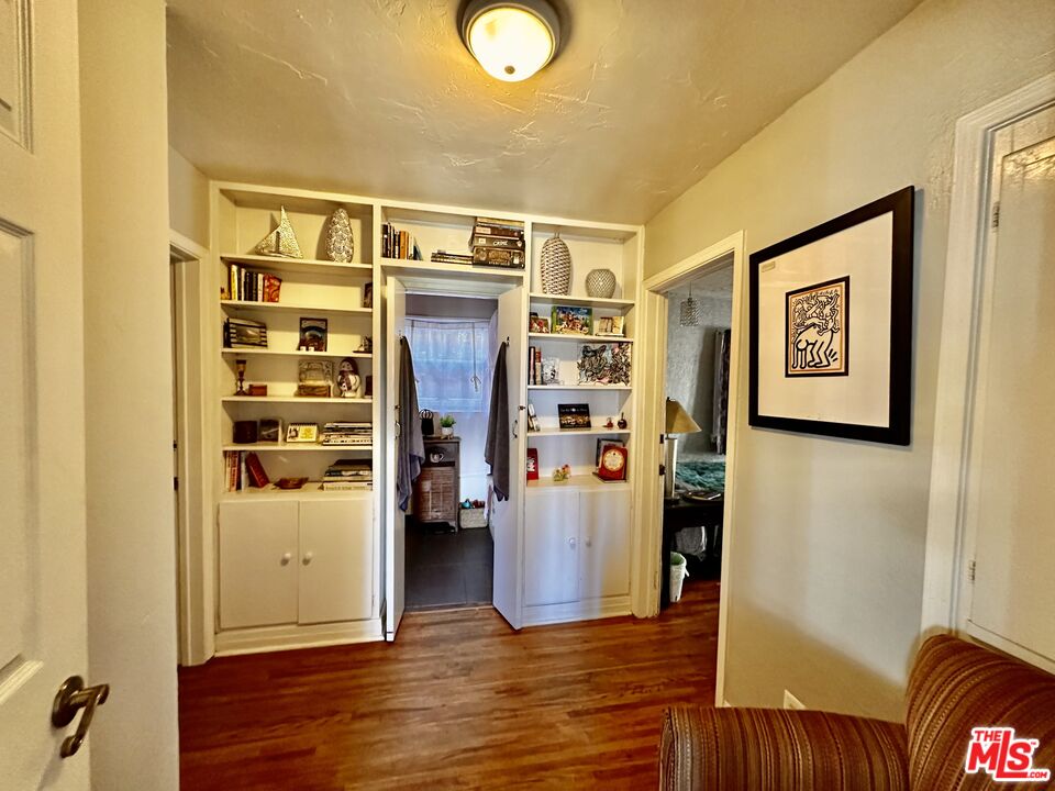 2376 Loma Vista Pl