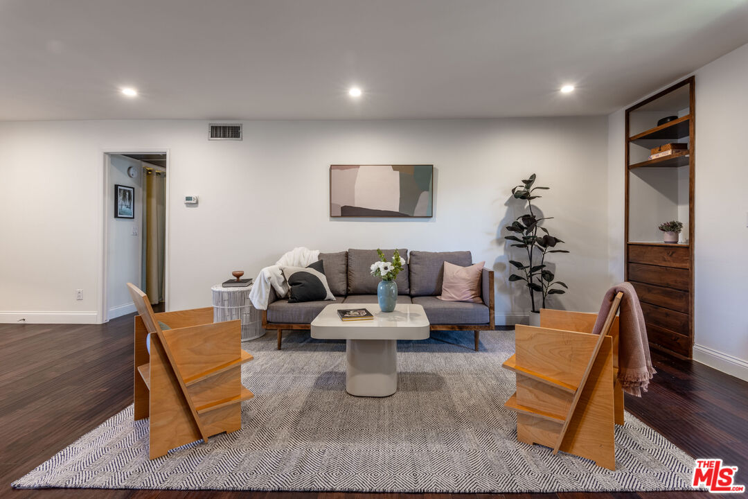 1707 Micheltorena St Unit: 314