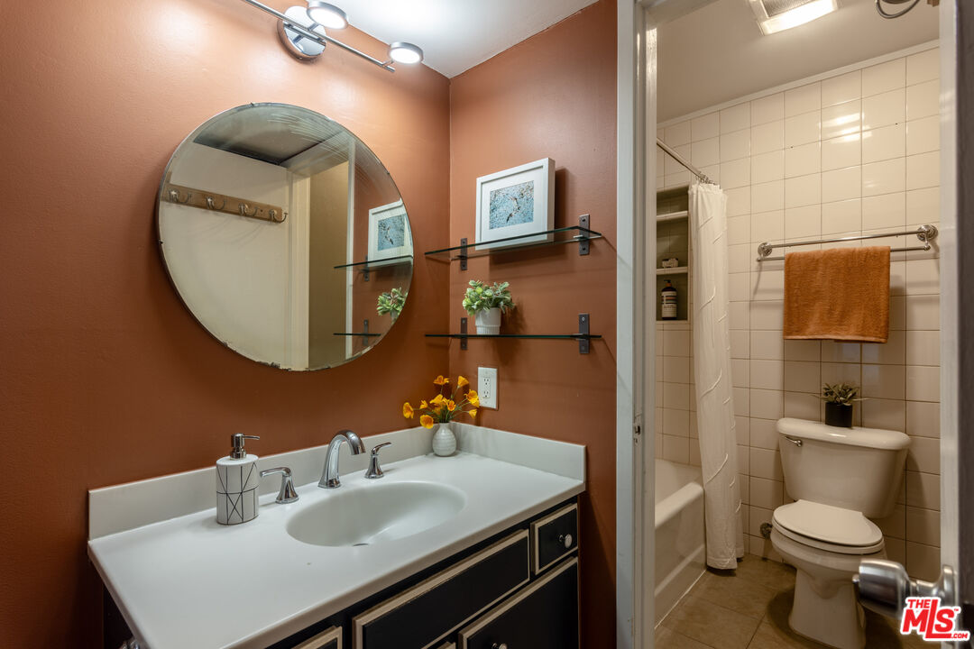 1707 Micheltorena St Unit: 314
