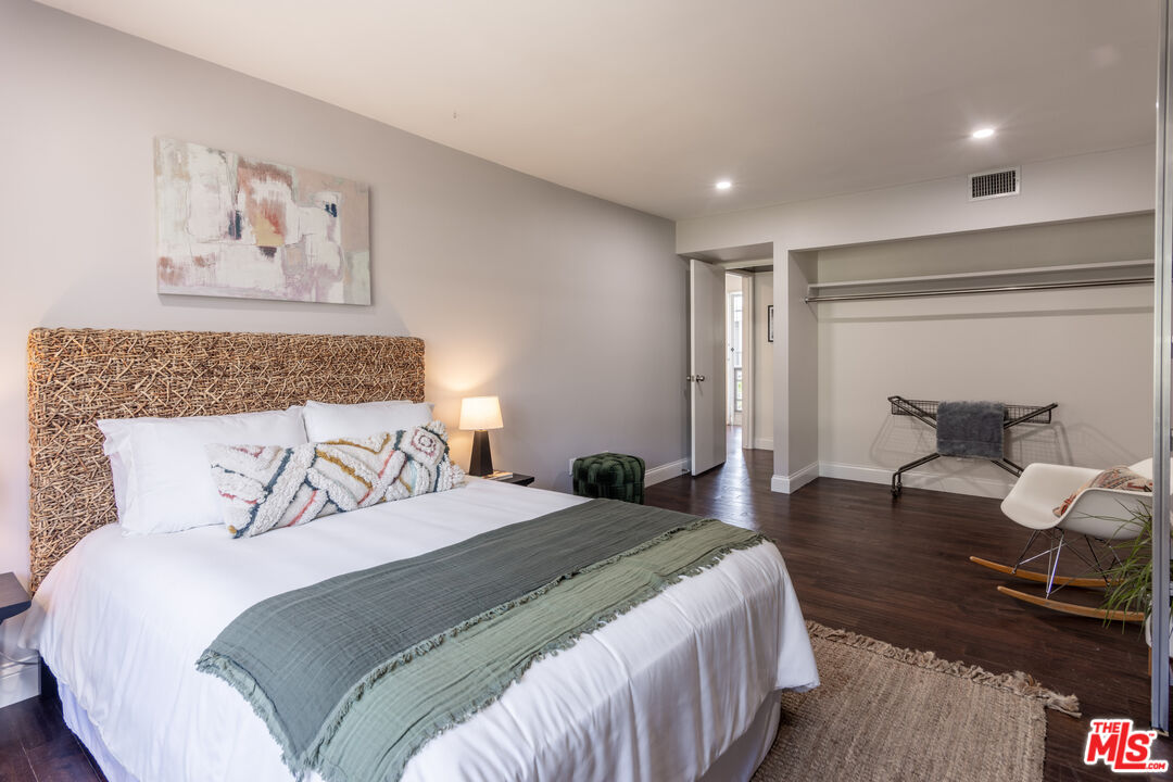 1707 Micheltorena St Unit: 314