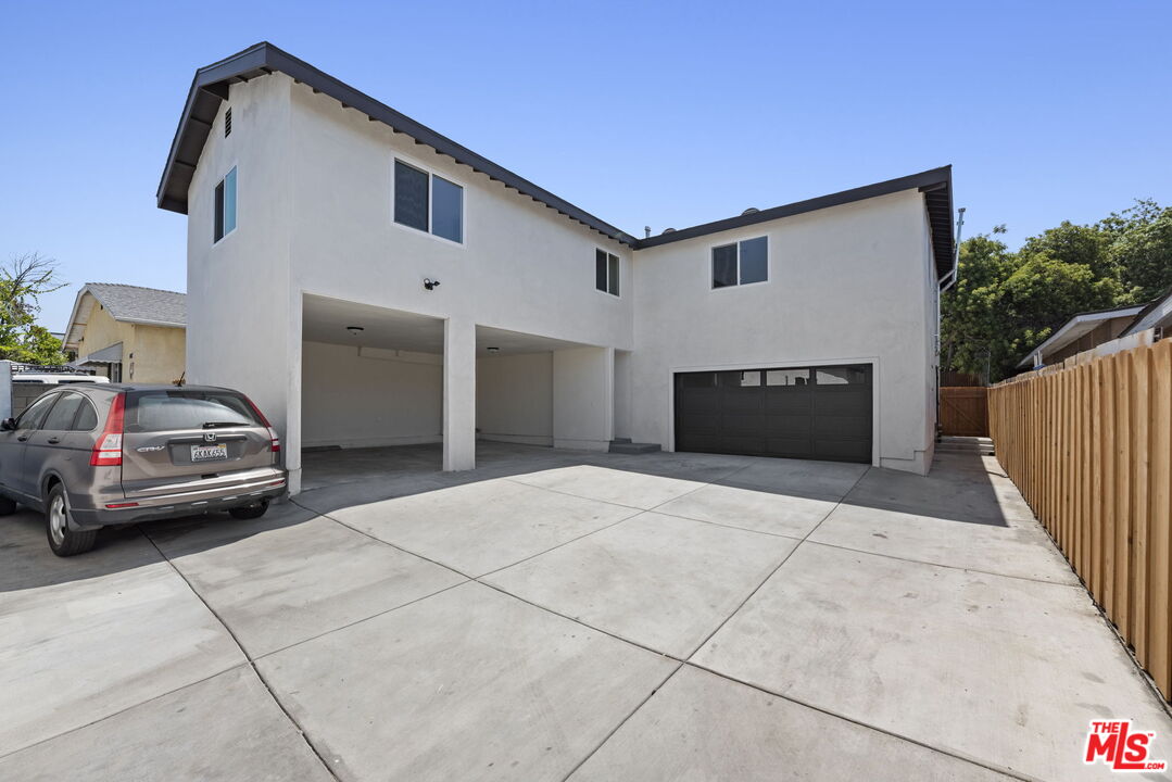 1450 Ricardo St