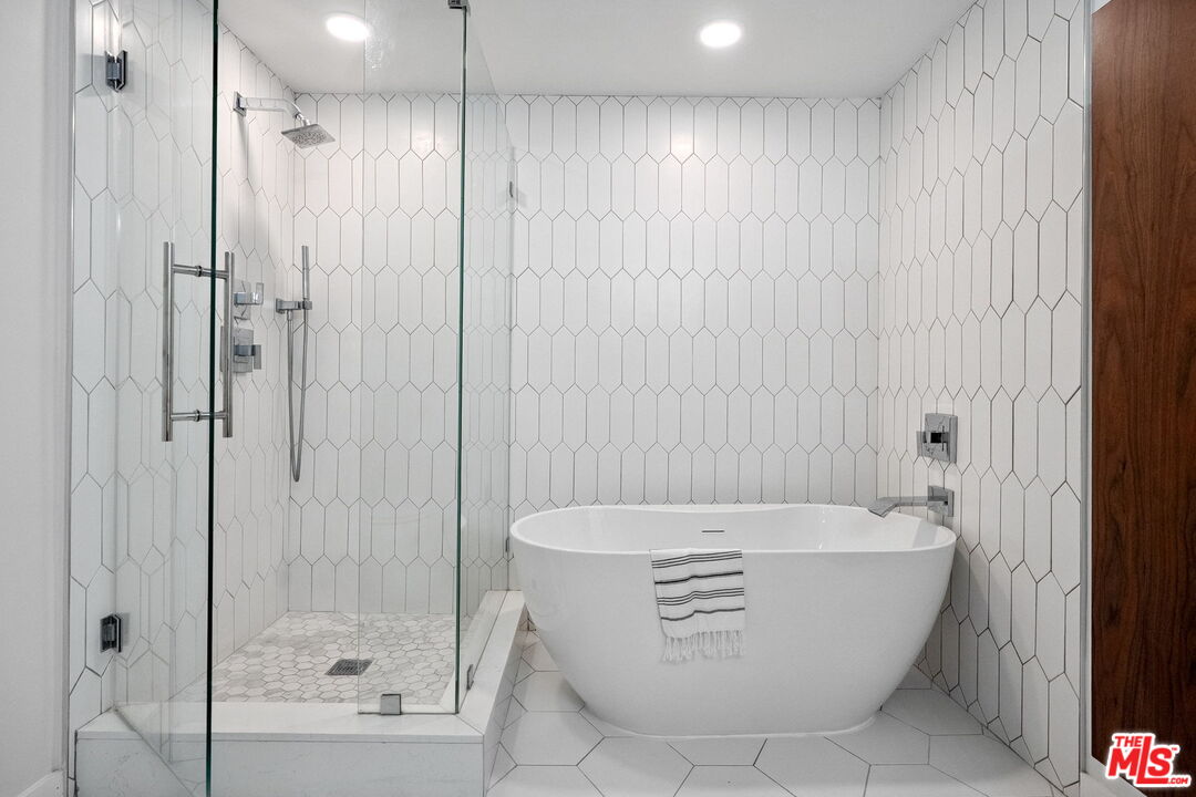 140 Ocean Park Blvd Unit: 419