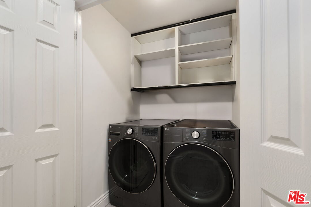 11952 Montana Ave Unit: 101