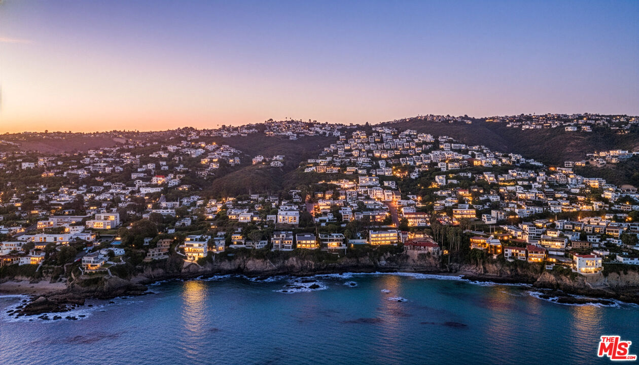 2442 S South Coast Highway Unit: 4