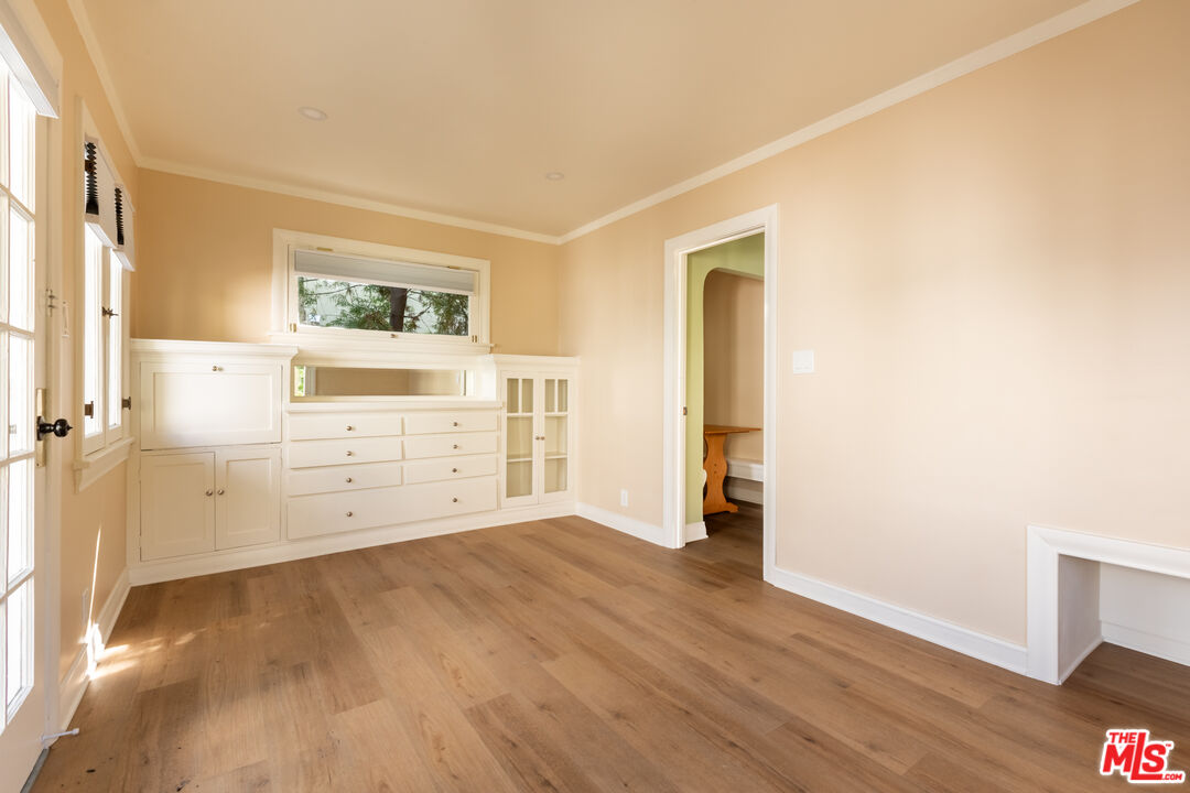 353 Huntley Dr