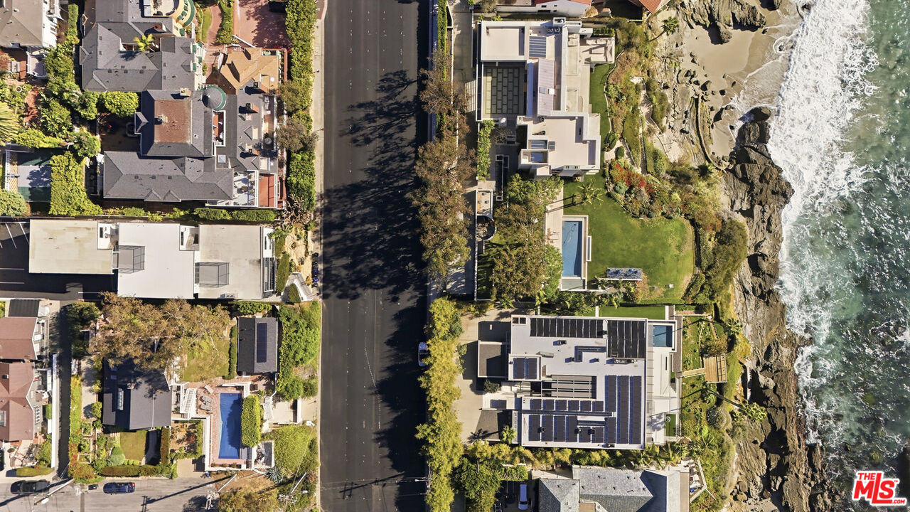 2442 S Coast Highway Unit: 4