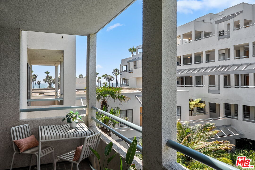 140 Ocean Park Blvd Unit: 419