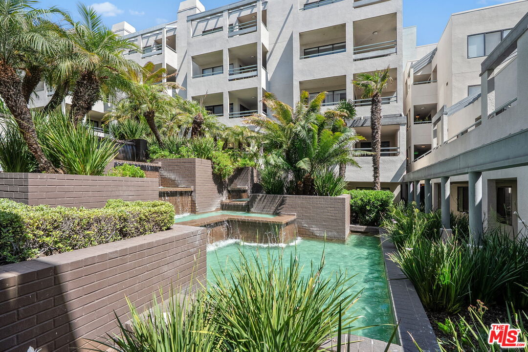 140 Ocean Park Blvd Unit: 419