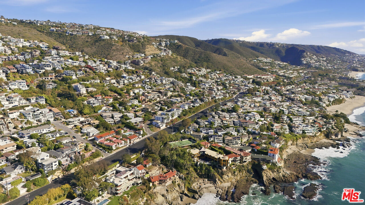 2442 S Coast Highway Unit: 5