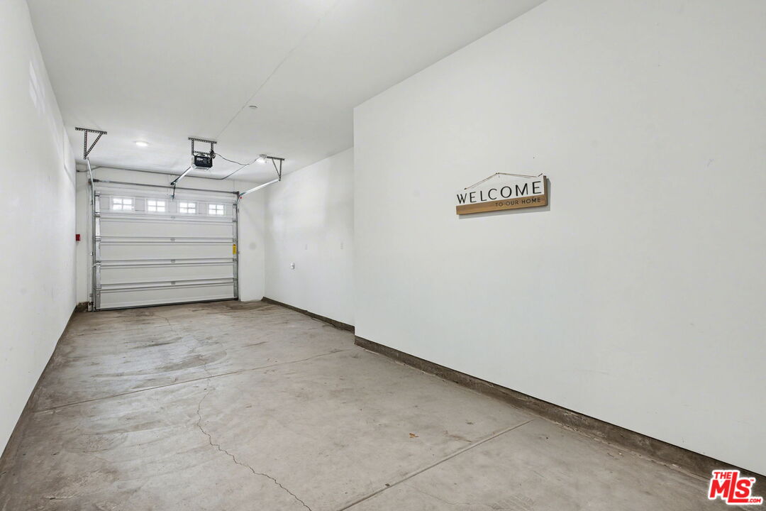 1207 N Commonwealth Ave